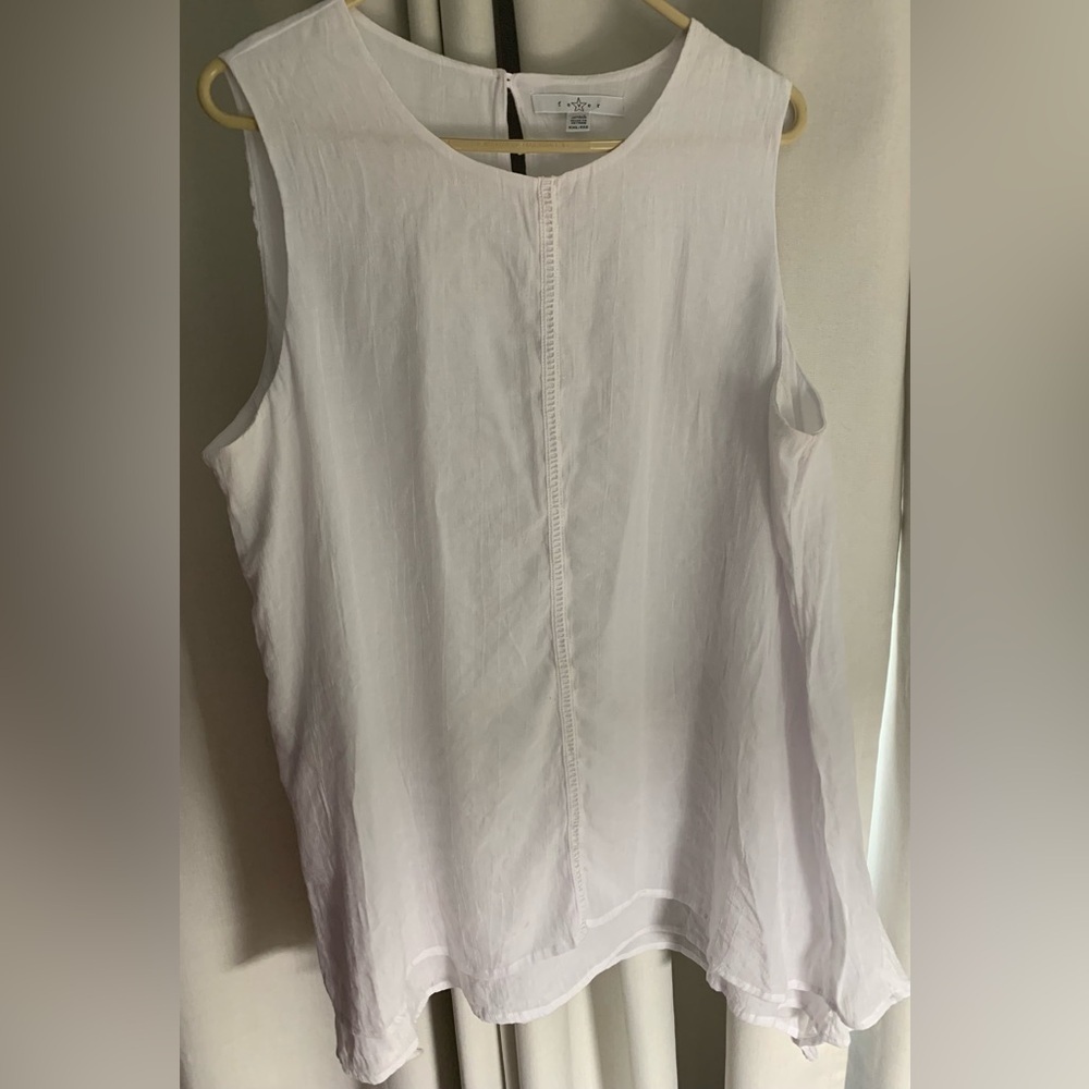 Fever Women’s Plus Size White Sleeveless Top, Handkerchief Hem, Linen; Size XXL